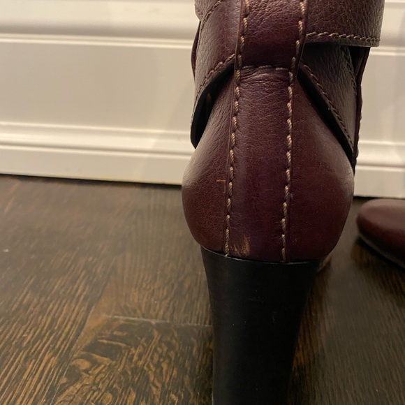 Chloe Burgundy Heeled Boots - Picture 6 of 11